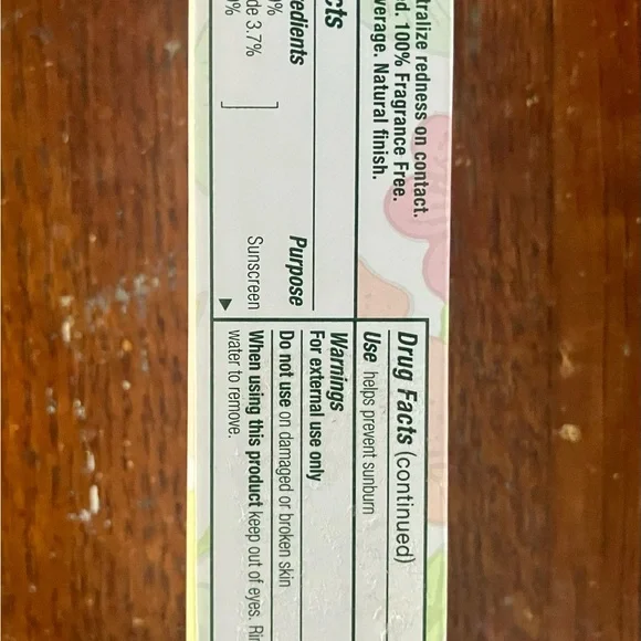 Clinique Redness Solutions Makeup - Broad Spectrum SPF 15 - Picture 4 of 8